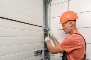 Why Residential Garage Door Repair is a Job for the Experts